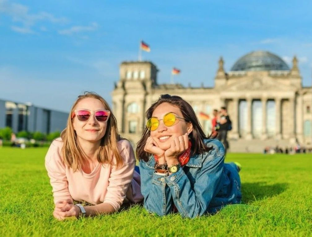 Almaniyaya viza dəstəyi